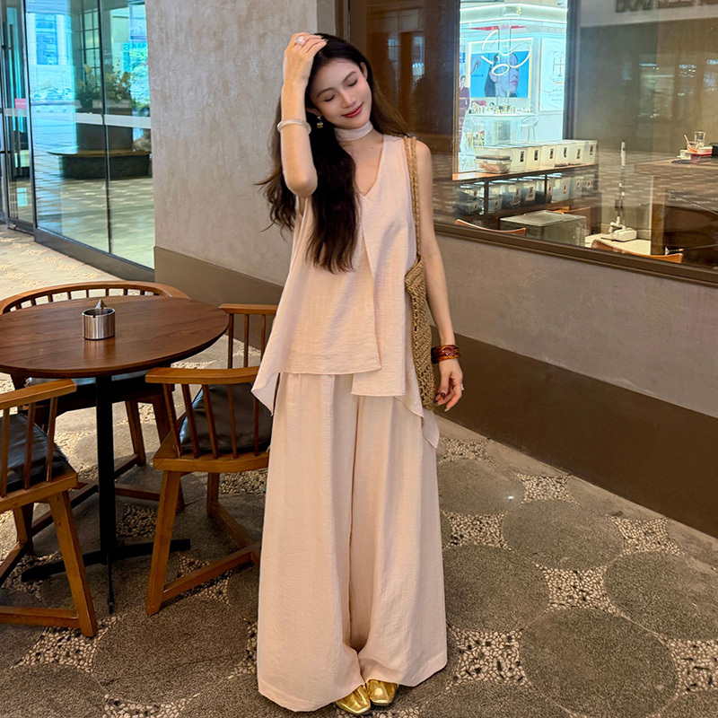 Maternity Summer Outfit Set That Doesn'T Show the Pregnancy, Stylish Pregnancy Wear, Elegant Sleeveless Top, Wide-Leg Pants and Skirt Two-Piece Set for Summer