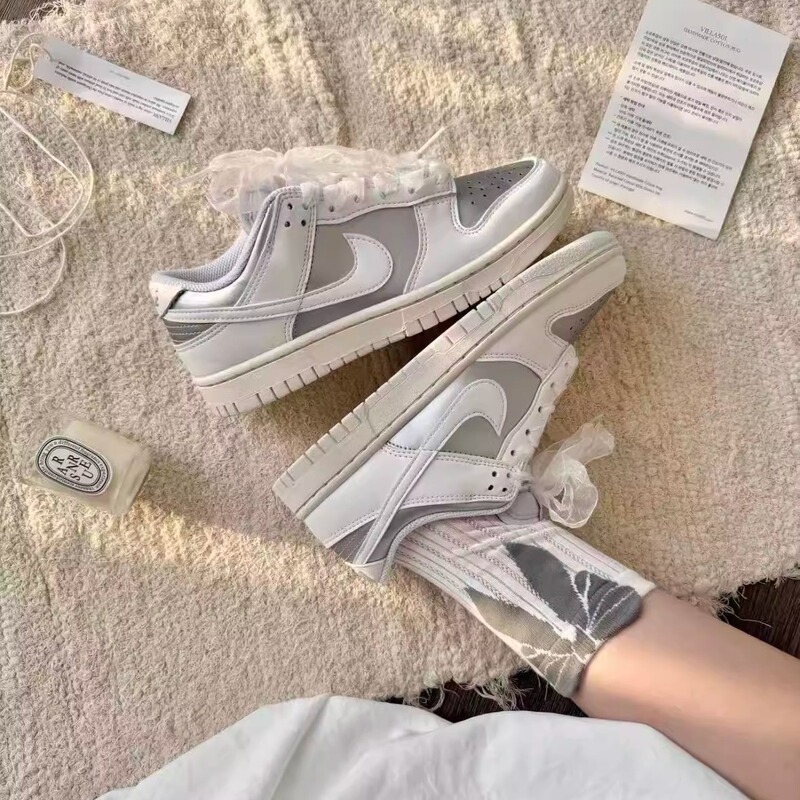 Nike Dunk Low Ribbon Low-Top Ballet Style Versatile Sneakers Women's Silver White Spring Ib7311