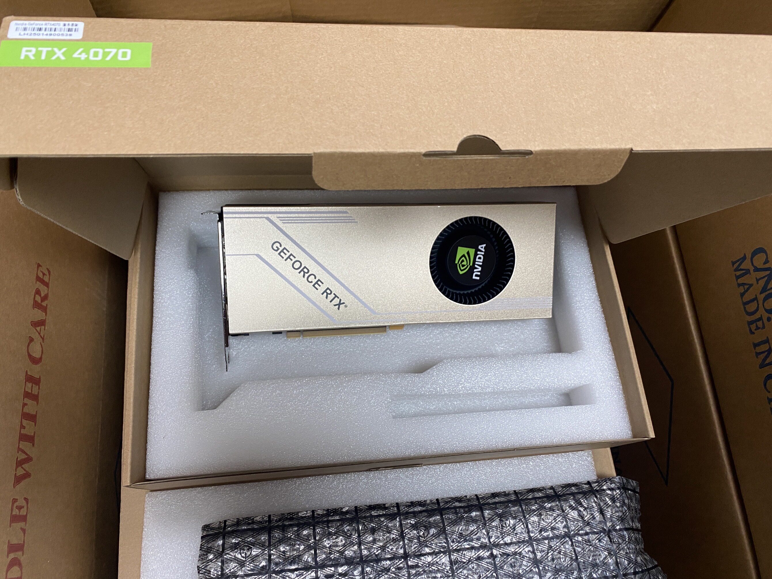 RTX 4090 Turbo Graphics Card for Multi-GPU Workstations - Taobao product photo 6