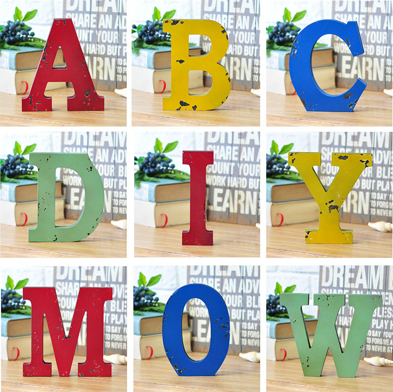 Retro made of old wooden letters Decorative Pendulum with antique English 26 Letters Photographic Props Bar Cafe Wall Accessories