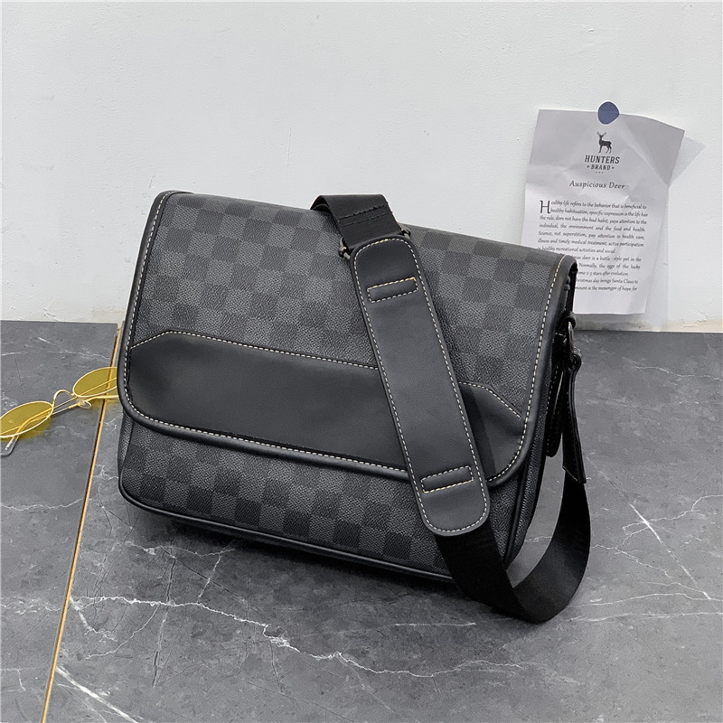 2020 new men's postman treasure leather plaid shoulder bag large capacity tide brand men's bag backpack diagonal cross bag