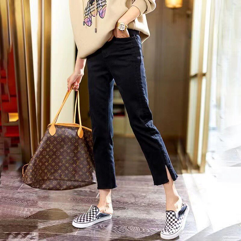 レディース クロップド シガレットパンツ、2023年春夏新作、ハイウエスト、スリムに見えるブラック 7/4丈ストレートレッグジーンズ