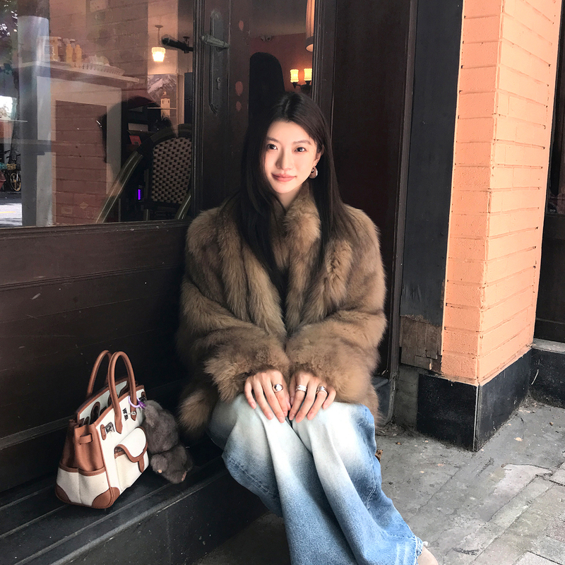 Jenny Fur's "Snow Velvet Princess" Fox Fur Coat for Women, Young Style, Fashionable New Fur Coat for Women Jenny Fur's "Snow Velvet Princess" Fox Fur Coat for Women, Young Style, Fashionable New Fur Coat for Women
