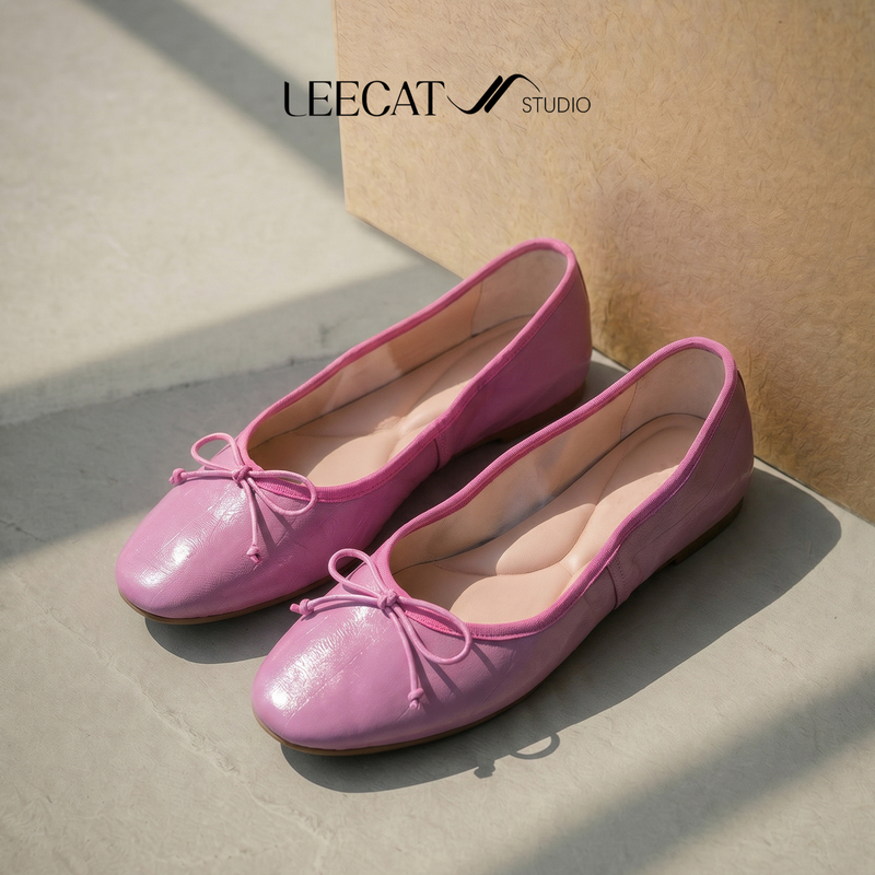 Brother Wang, Pink Height-Increasing Slip-On Shoes for Women, 2026 Summer Thick-Soled Sheepskin Slip-On Ballet Shoes with Bowknot and Shallow Opening Brother Wang, Pink Height-Increasing Slip-On Shoes for Women, 2026 Summer Thick-Soled Sheepskin Slip-On Ballet Shoes with Bowknot and Shallow Opening