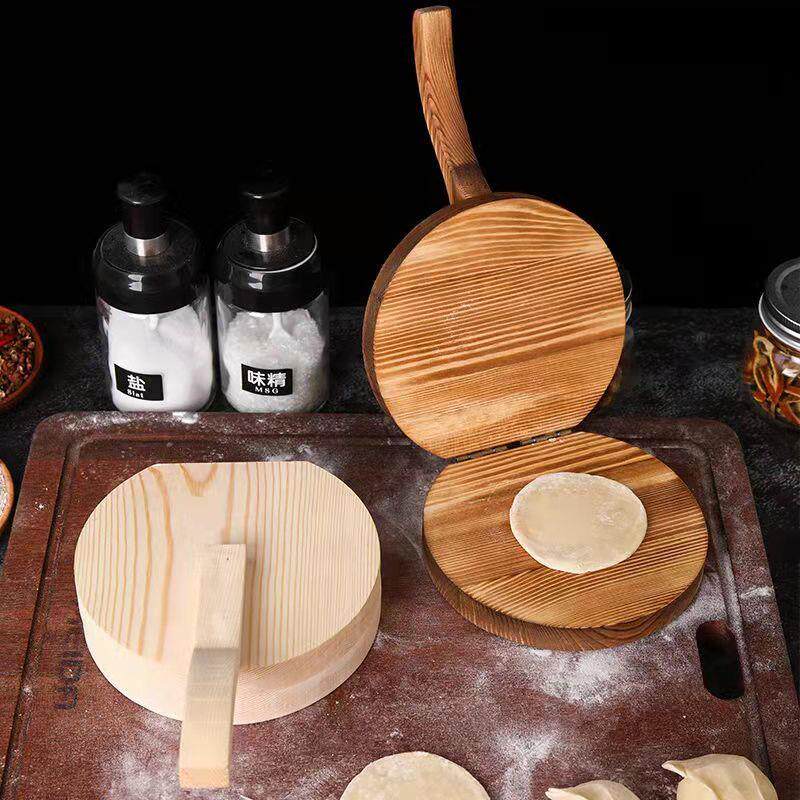 Pressed dumpling skin artifact household bun dumplings hand-made small rush to make a new type of solid wood mold leather press