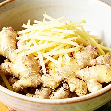 新鲜生姜现挖云南小黄姜