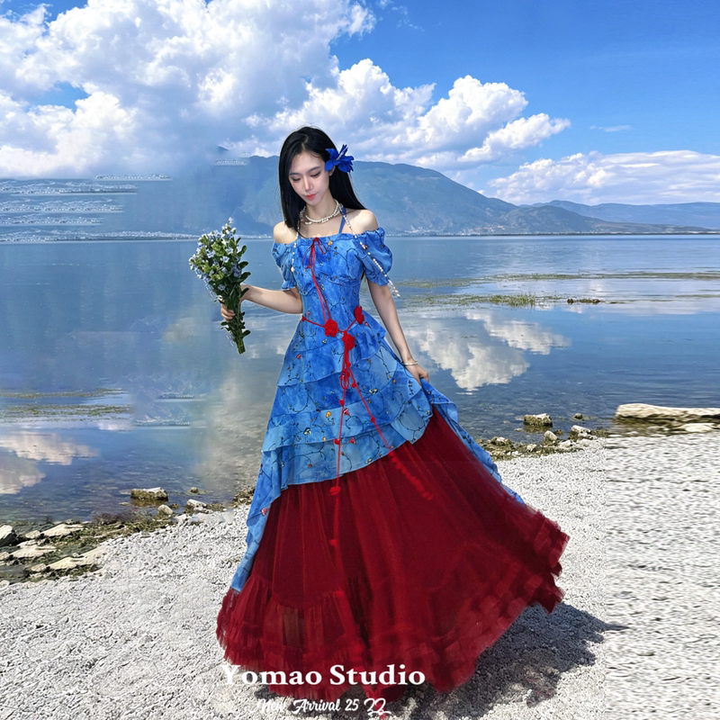 Jiuzhaigou, Xinjiang, Sichuan, Yunnan, Dali Travel Outfit: Floral Dress Layered with a Red Skirt Set