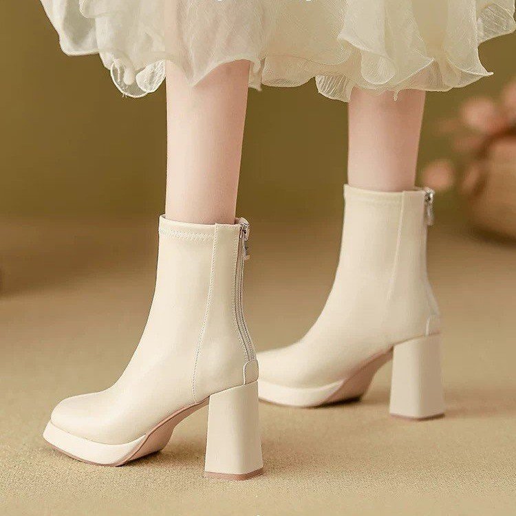 White Slim Martin Boots, Trendy Short Boots with Chunky Heels, High Heels, Thick Soles, Waterproof Platform, New Autumn and Winter Chelsea Boots for Women