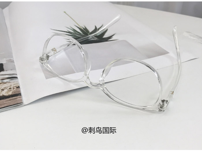 Thoải mái trong suốt kính khung nam và nữ thủy triều Hàn Quốc Harajuku trắng không gây dị ứng siêu nhẹ toàn khung cận thị kính phẳng kính đổi màu