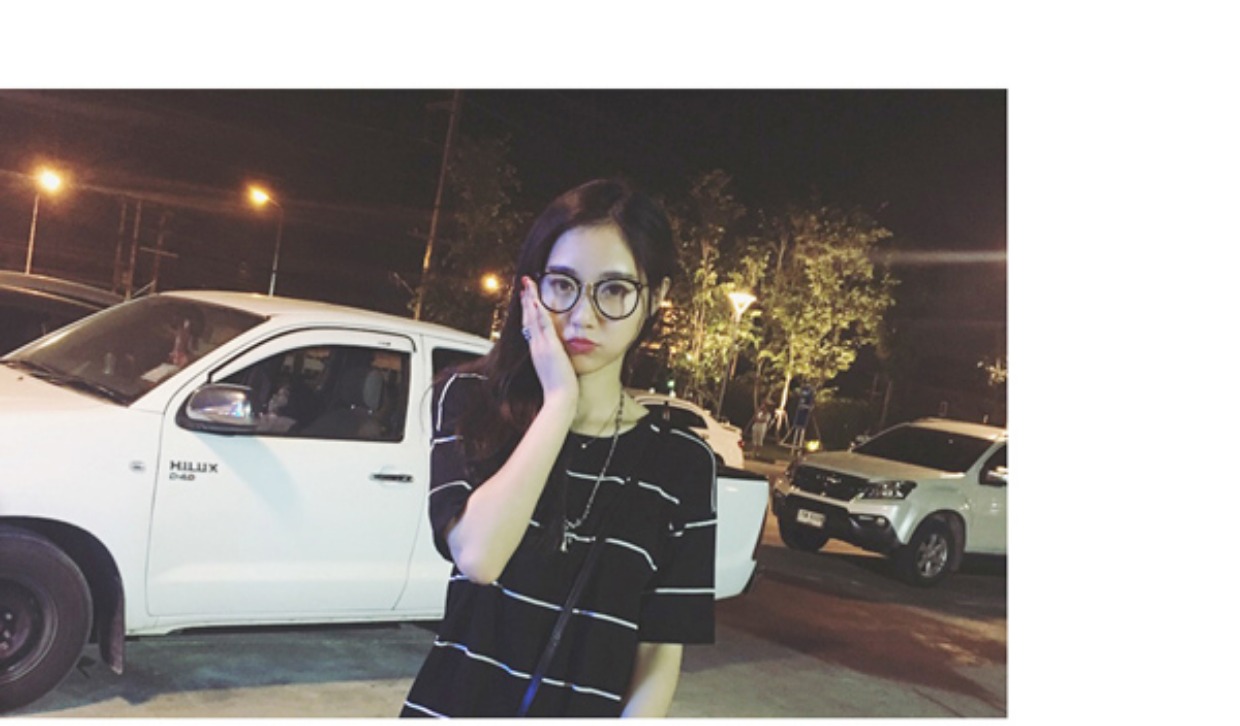 Phiên bản Hàn Quốc của gương mặt nhân tạo gương phẳng nam nữ siêu mặt nhỏ trong suốt có thể được trang bị kính bức xạ cận thị kinh mat