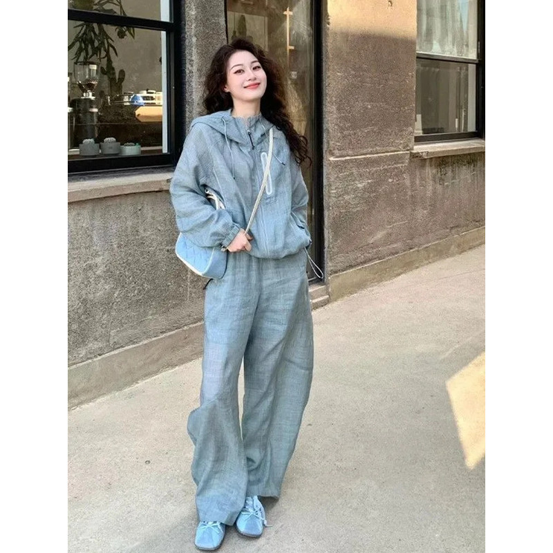 Plus-Size Sun-Protective Hooded Jacket + Wide-Leg Pants Two-Piece Set for Women, Summer Breathable Casual Sportswear Set for Plus-Size Women 150kg