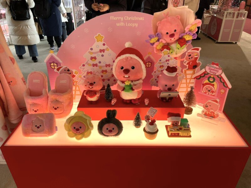 【现货】loopy圣诞快闪限定玩偶娃娃 可爱露比代购 年糕欧尼 限量款值得入手吗?_文化_淘宝游戏网