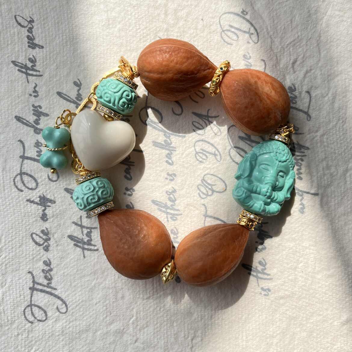 T0008945　象牙　女性置物　294ｇ