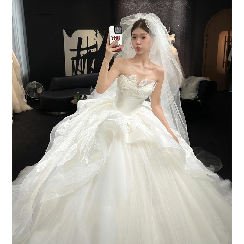 High-End Bridal Wedding Dress 2026 New Style Plus Size Textured White Main Veil Strapless Wedding Travel Photography Veil Stunning