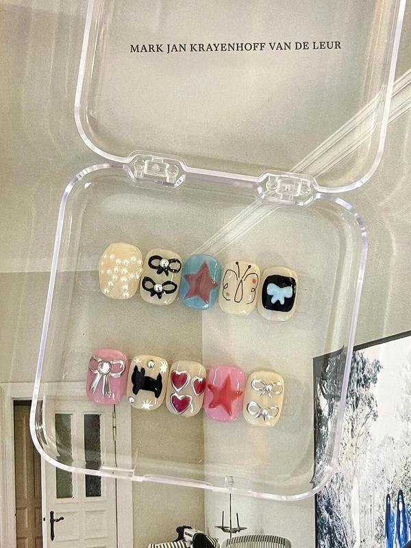 【Childlike Fun Market】Sweetheart Kitten Heart Bow Pearl ins Hand-Painted Handmade Wearable Nail Art Short Style