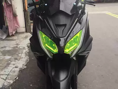 New AK550 17-20 modified headlight protection sheet car lamp headgear headlight protection sheet