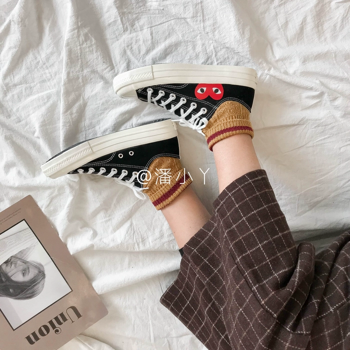 Giày vải nữ sinh viên phiên bản Hàn Quốc của Harajuku ulzzang đáy phẳng hoang dã với tình yêu đôi giày nhỏ màu trắng retro hương vị Hồng Kông