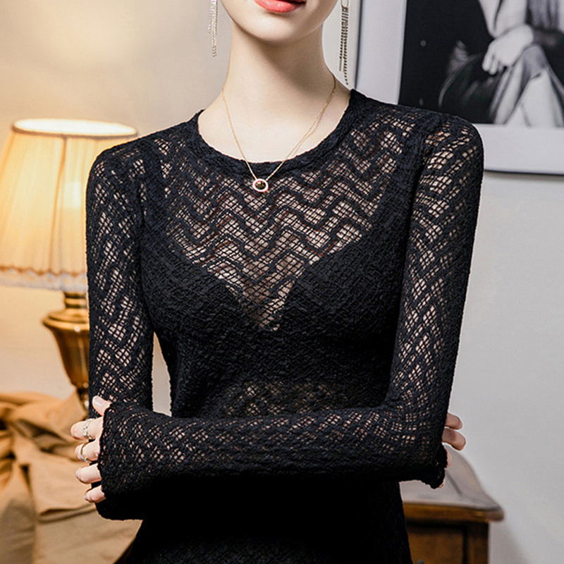 Thin Lace Base Layer Shirt for Layering, Long-Sleeved T-Shirt with a High-End Feel, Black Sexy Hollow-Out Slightly See-Through Top for Women in Autumn Thin Lace Base Layer Shirt for Layering, Long-Sleeved T-Shirt with a High-End Feel, Black Sexy Hollow-Out Slightly See-Through Top for Women in Autumn