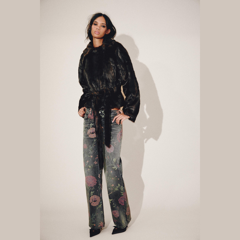 Zero Point October Spain Authentic Purchase Zara Low-Waist Floral Jeans 0695/212 0695212