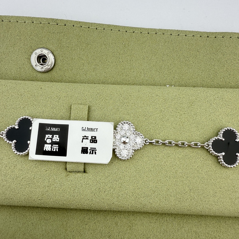 18K Gold Jewelry Custom Four-Leaf Clover Bracelet Panda Spacer Diamond Five-Flower Bracelet Gray Shell Spacer Diamond Laser Bracelet Au750