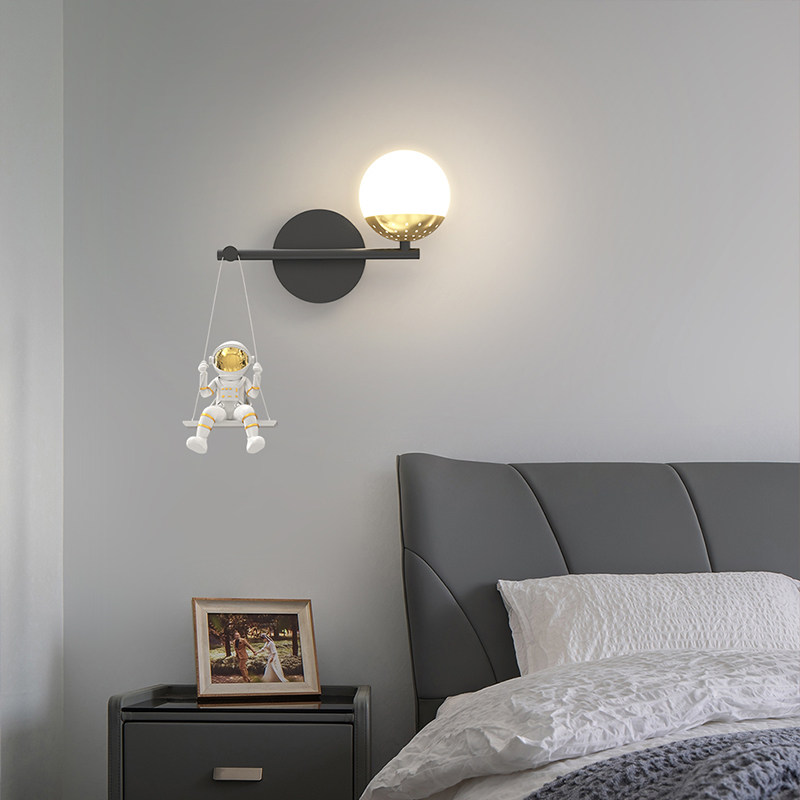Astronaut Wall Lamp Brief Modern Creative Bedside Bedroom Lights 2022 New Nordic children's room lamps