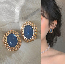 Earrings 2020 new small simple French retro blue gem earrings Hong Kong style fashion temperament earrings female