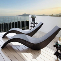 Outdoor rattan bed Villa courtyard loungers Hotel pool garden loungers Balcony lunch break beach chairs