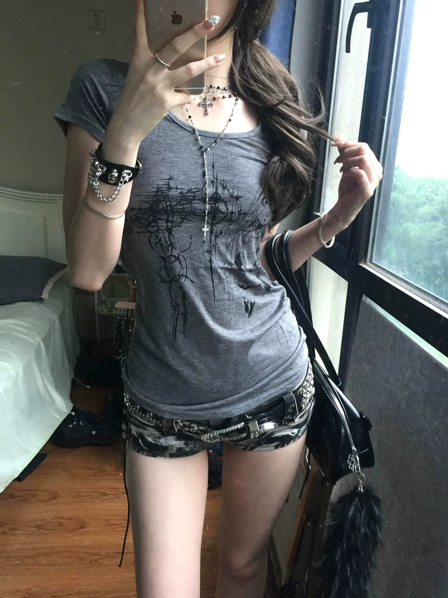 Футболка женская American style, короткий рукав, приталенная, серая (S–XL)