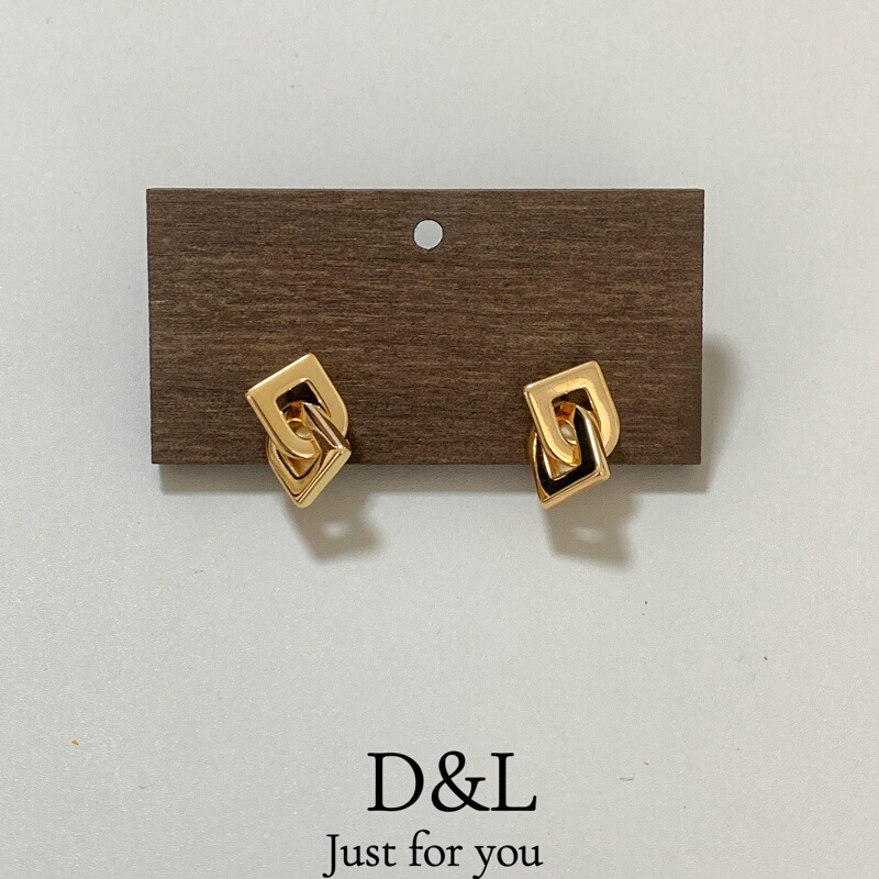 Light Luxury and High-End Everyday Gold Geometric Double-Button Earrings for Women, 2026 Hot-Selling Earrings, Niche Design Accessories Light Luxury and High-End Everyday Gold Geometric Double-Button Earrings for Women, 2026 Hot-Selling Earrings, Niche Design Accessories