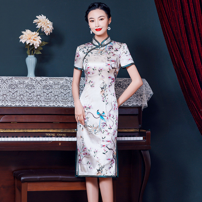 High-end silk short cheongsam women's summer 2022 new Chinese style youthful mulberry silk improved dress