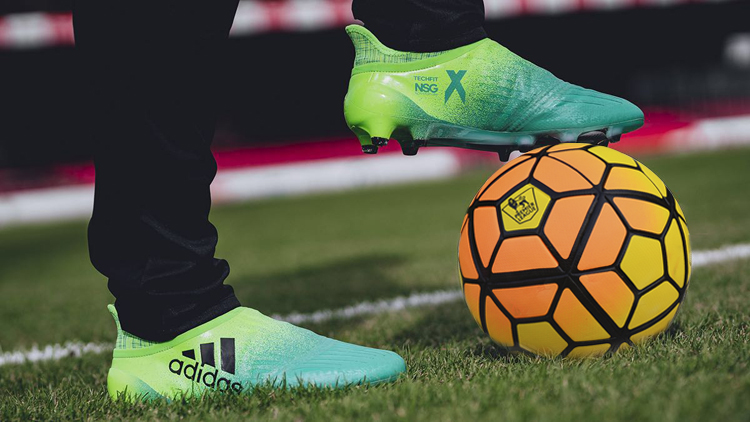 	giá banh bóng đá số 5 Bóng đá La Liga đích thực Số 4 Học sinh tiểu học và trung học Zhongching Super League Người lớn bóng đá số 5 Da mềm mại 	quả banh bóng đá banh đá bóng xịn