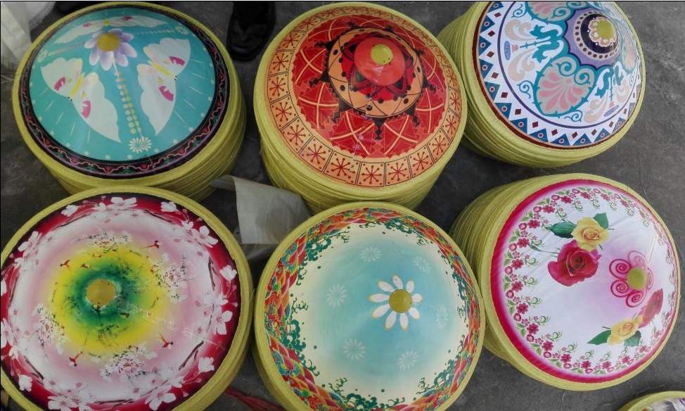 Hat Dance supplies Sun hat Women's tea hat Travel hat Painted hat Flower hat Kindergarten decoration stage props