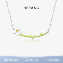HEFANG WHO KING WHO Small Flower Necklace Women in Wind Xiao Design the Clock Chain