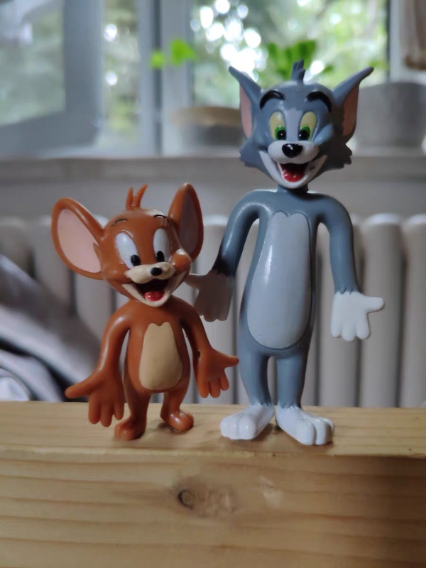 Tom and Jerry Classic Animated Wire Doll