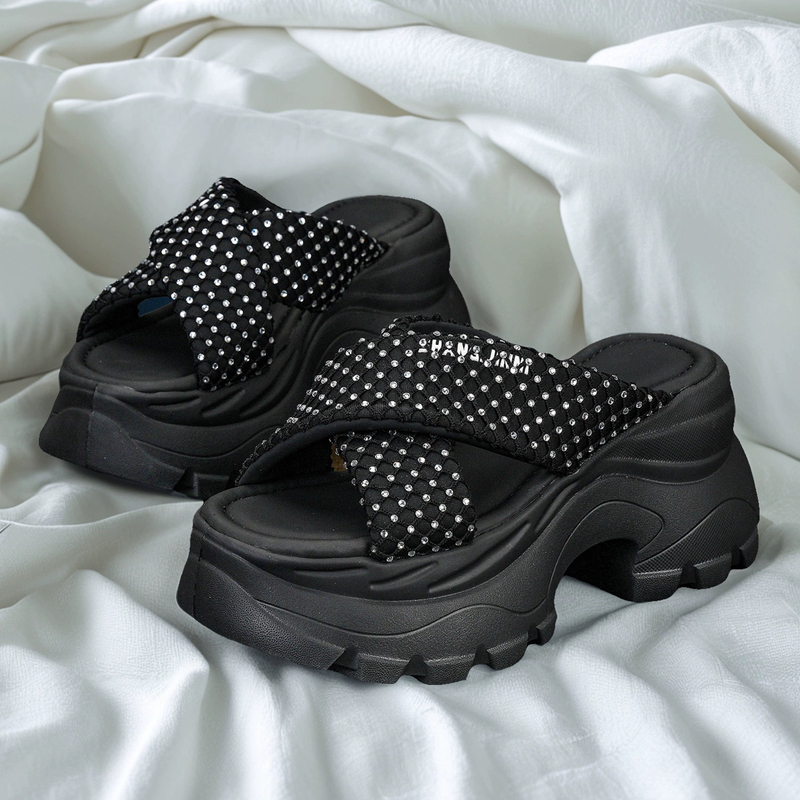 Hong Kong Gp2025 New Summer Style Outerwear soft sole Height-Increasing 9cm Thick-Soled White Open-Toe Sandals for Women