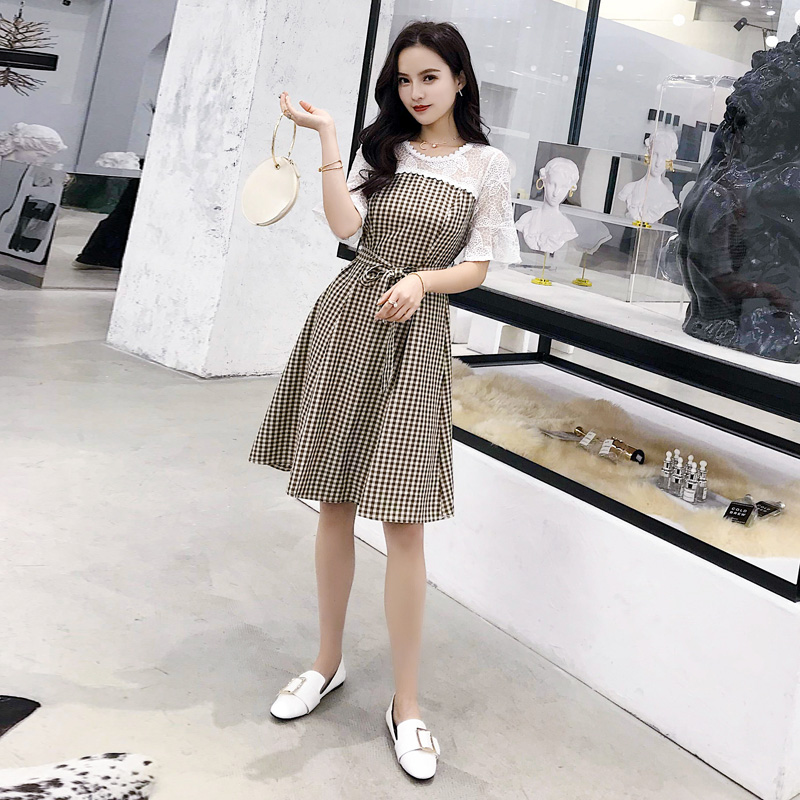 VK旗艦店 韓系格子蕾絲拼色喇叭袖蝴蝶結短袖洋裝