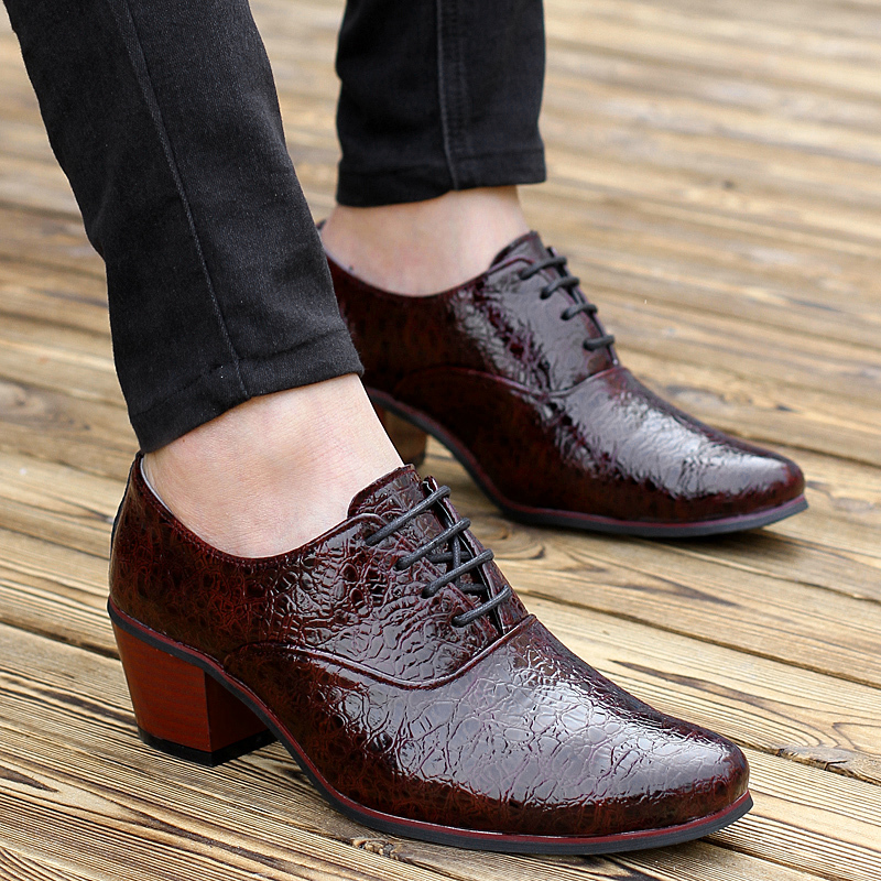Men's High-Heeled Leather Shoes, British Style Pointed Toe, Height Increase of 6cm, Trendy Shoes for Hairstylists, Nightclub High-Heeled Men's Shoes for Performances Men's High-Heeled Leather Shoes, British Style Pointed Toe, Height Increase of 6cm, Trendy Shoes for Hairstylists, Nightclub High-Heeled Men's Shoes for Performances