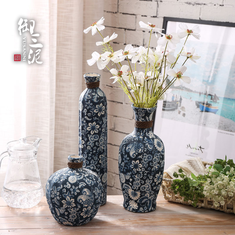 Dry flower ceramic blue vase European style Chinese flower Jingdezhen countertop flower inserted with flower retro fixtures