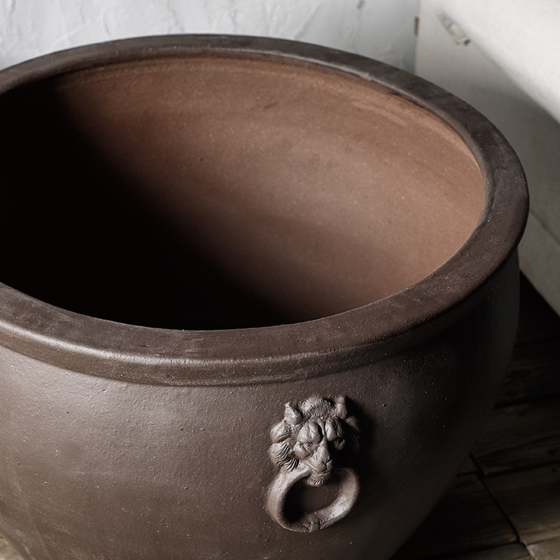 Royal three high temperature coarse clay pottery ancient mud tank hotel courtyard outside the yard water lily ceramic cylinder aquarium tank