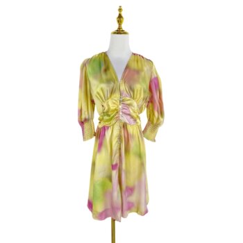 C7135 ຮູບແບບລະດູຮ້ອນໃຫມ່ສີ blooming v-neck dress ມີແອວ slim ແລະ slim shell buckle ວັນພັກແບບແມ່ຍິງ dress