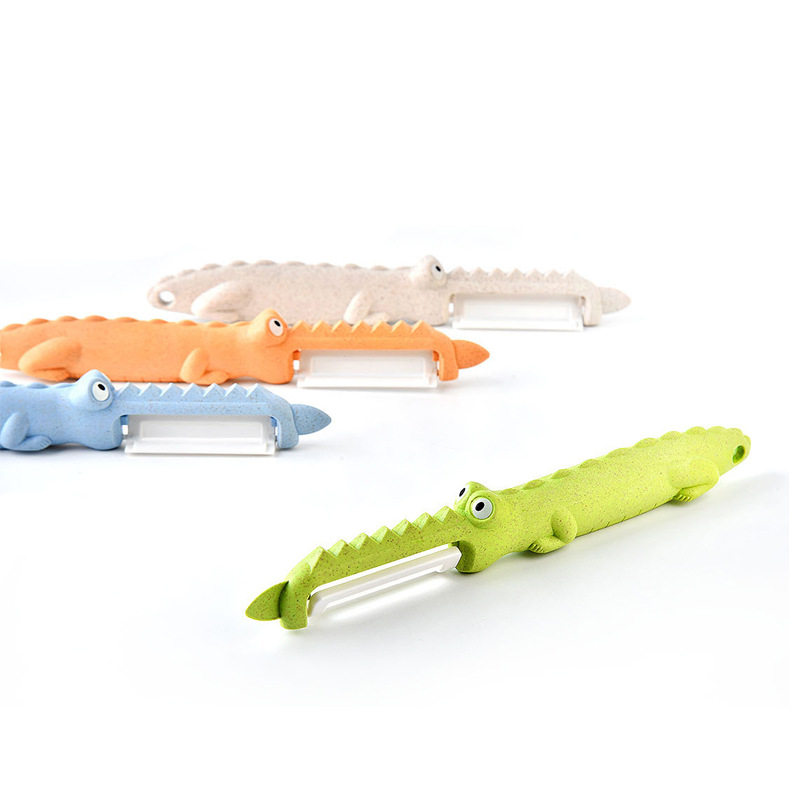 Creative peeler cartoon crocodile multifunctional melon and fruit peeling knife ceramic wheat straw peeling fruit knife