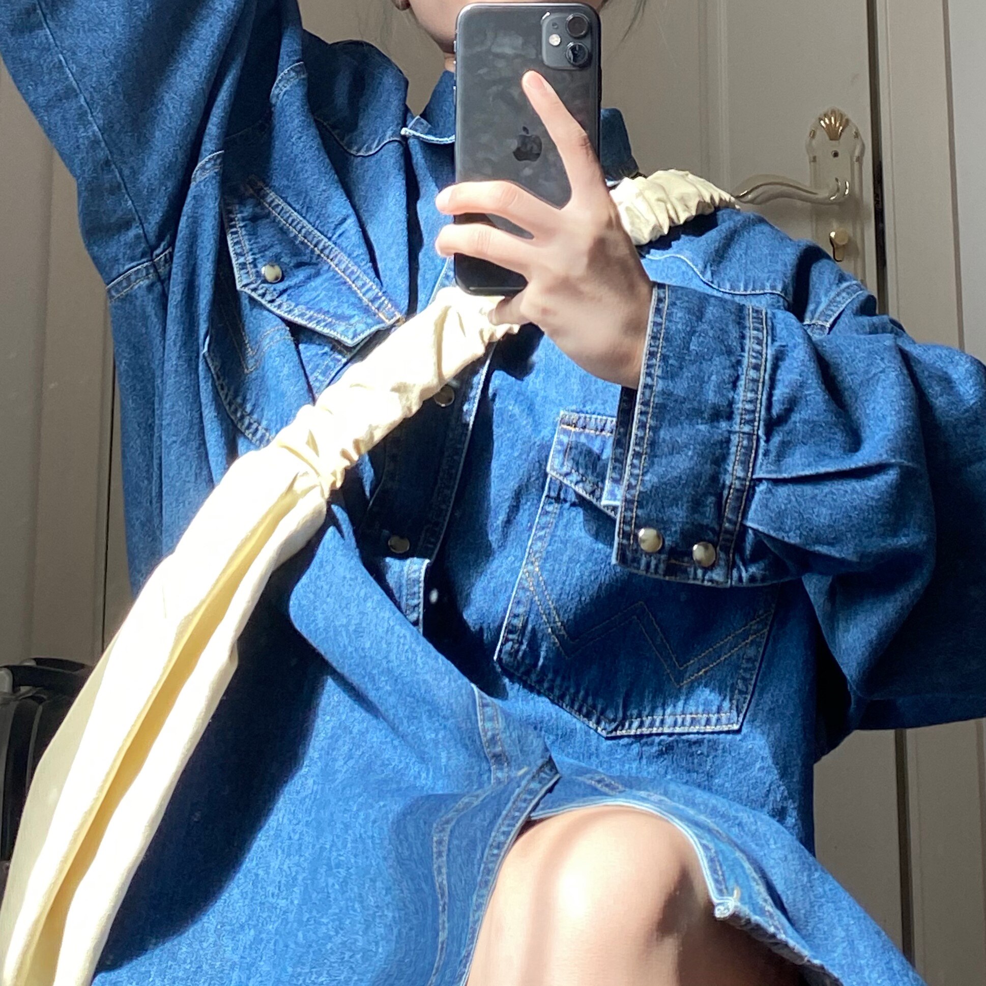 Kuzgi dizayndagi ko'ylak, uzun va ingichka jinsi kurtka, mavsum trendi, koreyscha uslub, o'rta uzunlik, katta o'lcham