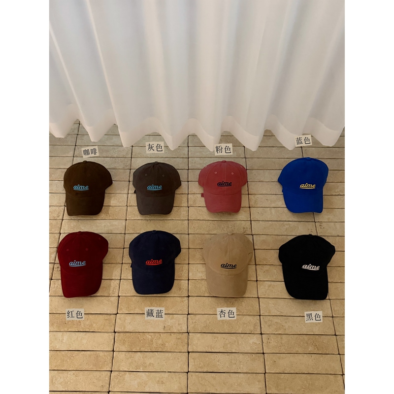 10.9/“Th Home Autumn and Winter Edition” Brushed Fabric ~ Atmosphere-Rich Embroidered Aime Letters, Face-Slimming Duckbill Cap