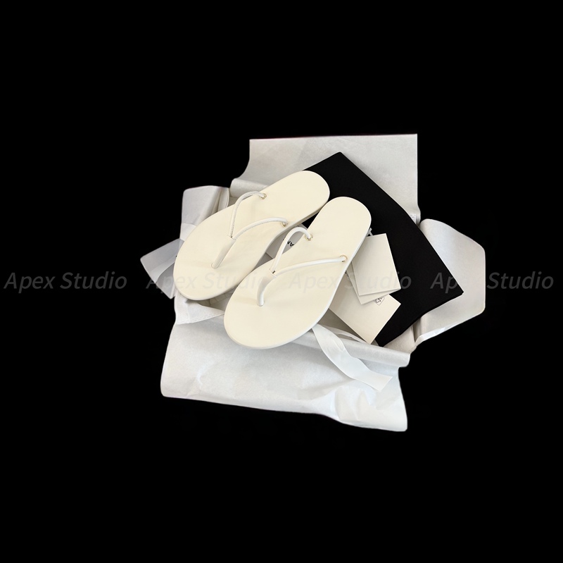 Apex Welfare Model~ Metal Decorated Black and White Gold Flip-Flops for Women, Summer Flat Thong Sandals, Beach Shoes