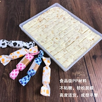 Форма ручной работы, пластиковый комплект, со снежинками