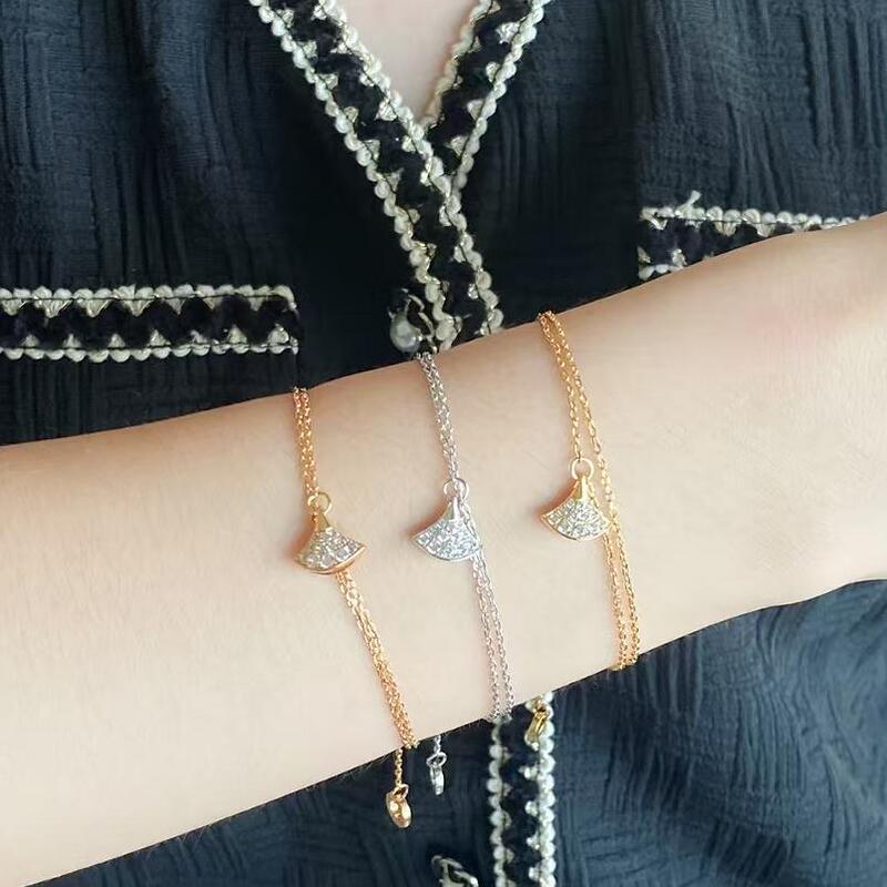 Light Luxury Niche Fan-Shaped Bracelet for Women, 2025 New Model, Plated with 18K Rose Gold, Best Friend Dress Bracelet, Gift for Girlfriend