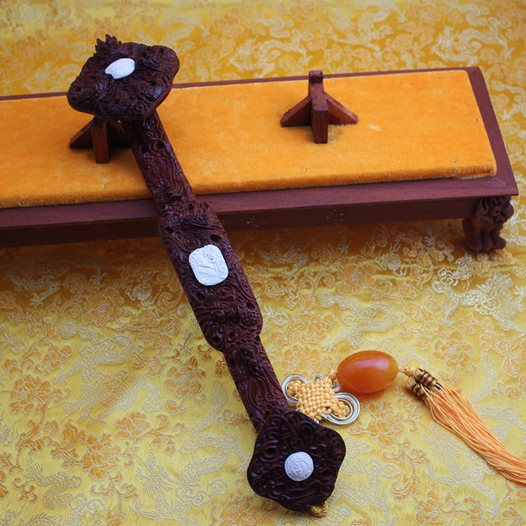 Small Leafy Purple Sandalwood Log Kowloon Ruyi Red Wood Wood Carving Swing Piece Handicraft Home Decoration Gift