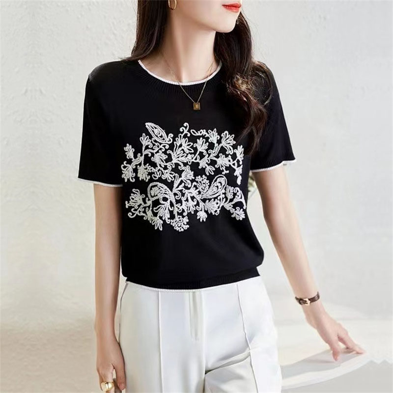 A D Hepburn -- Y this year trending new -- summer new rework embroidered jacquard short sleeve needle weasel-jersey