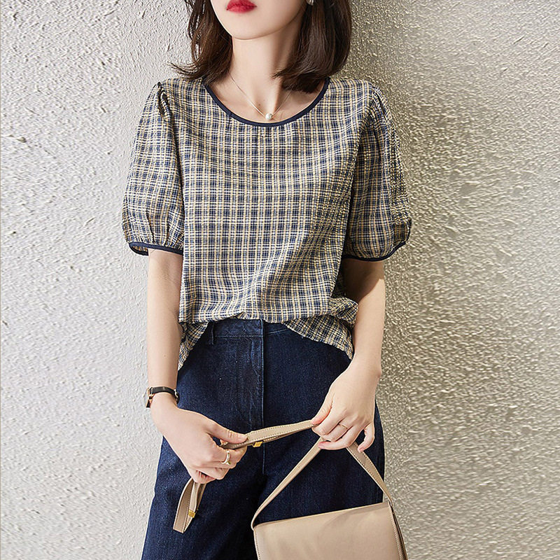 A D Hepburn -- X ten thousand species of grass recommended -- kilobirge short sleeve shirt Summer new design sensation blouse