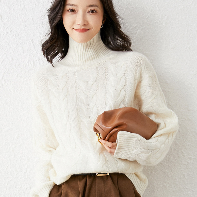 The upper body begins to amaze the high-necked cardigan woman's new twist lazy wind soft glutinous knit shirt for winter 2022